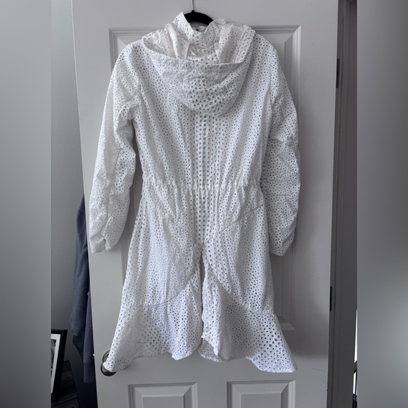 ZAC Zac Posen White Eyelet Trench Coat - Picture 6 of 6